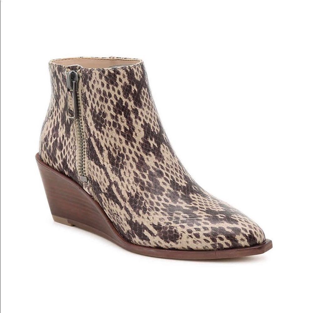 NEW 1.State KIPP snakeskin print wedge bootie 8.5